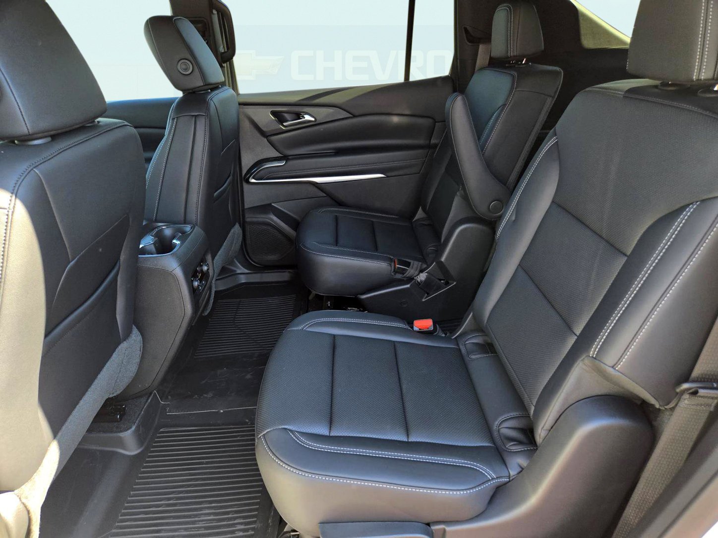 2027 Chevrolet Traverse LT - Photo 15