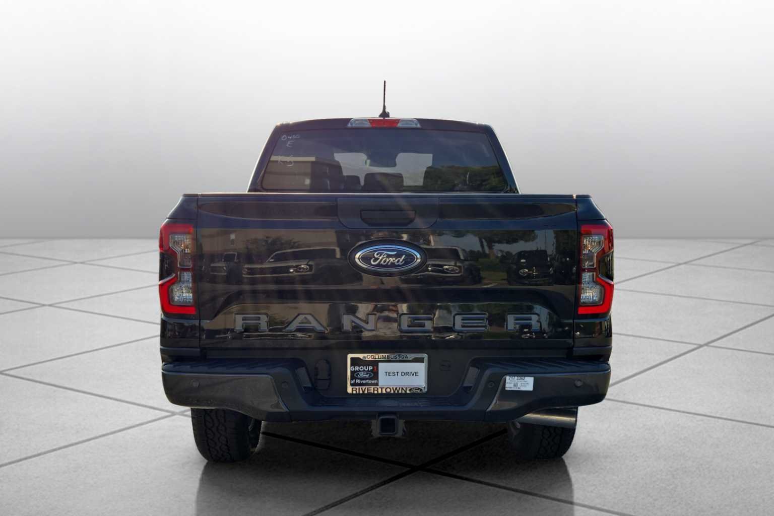 New 2026 Shadow Black Ford XLT image 4