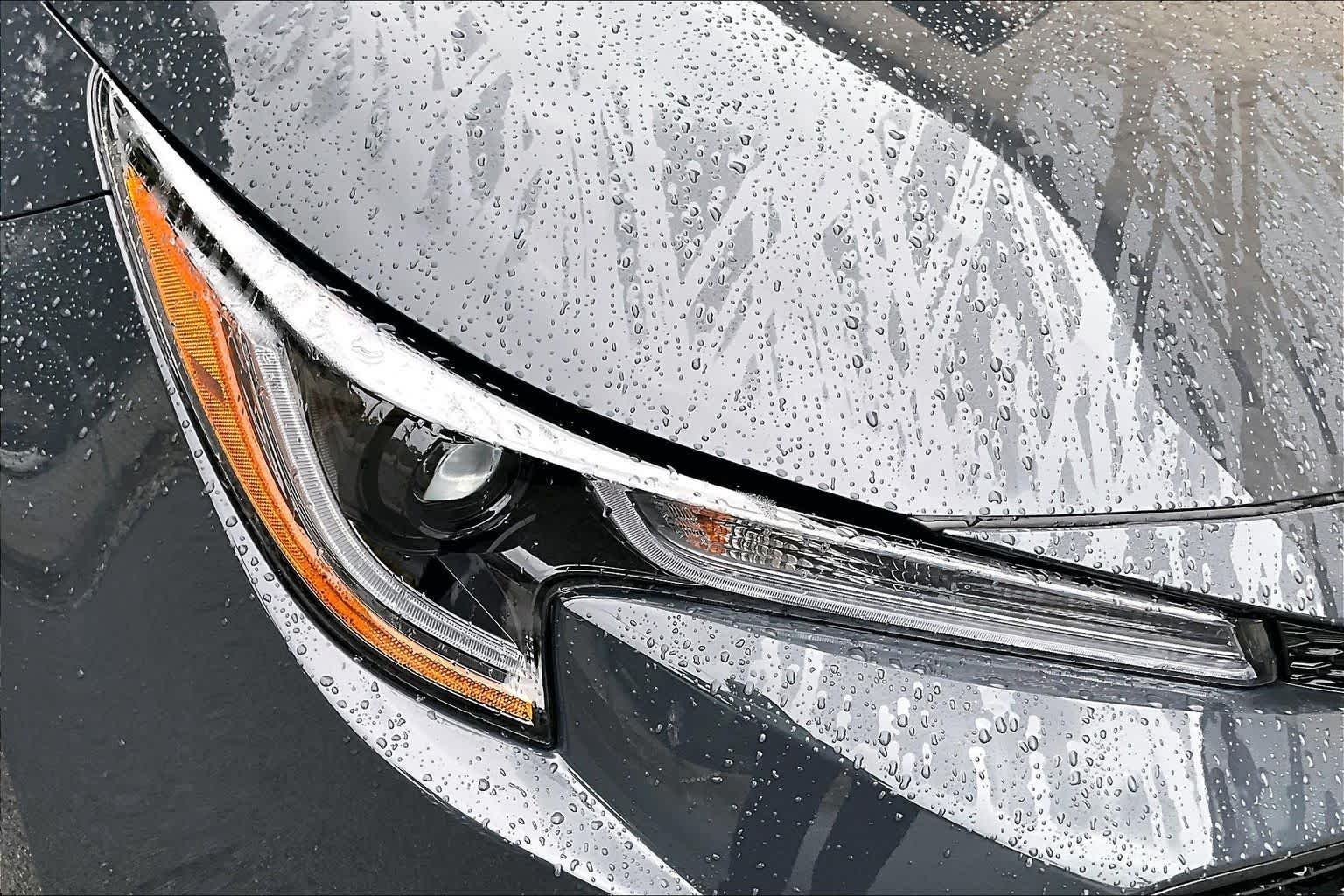 Used 2025 Underground Toyota LE image 28