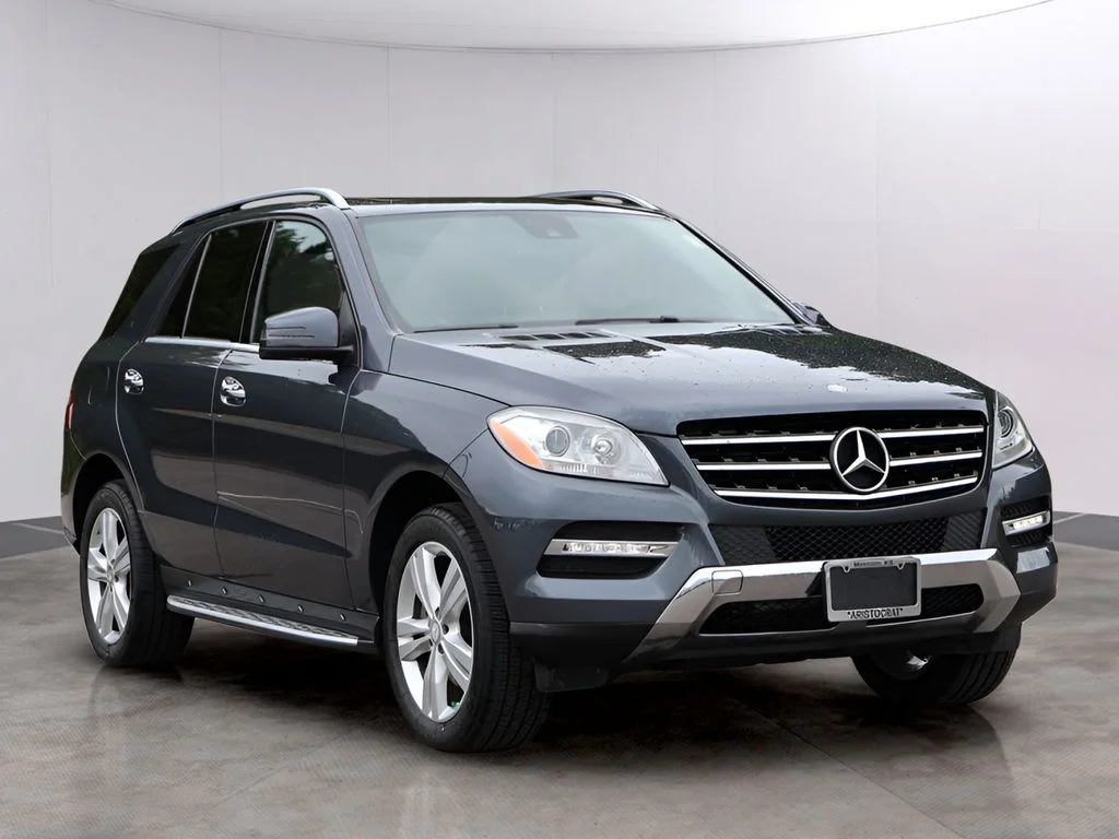 Used 2013 Steel Gray Metallic Mercedes-Benz ML 350 image 3