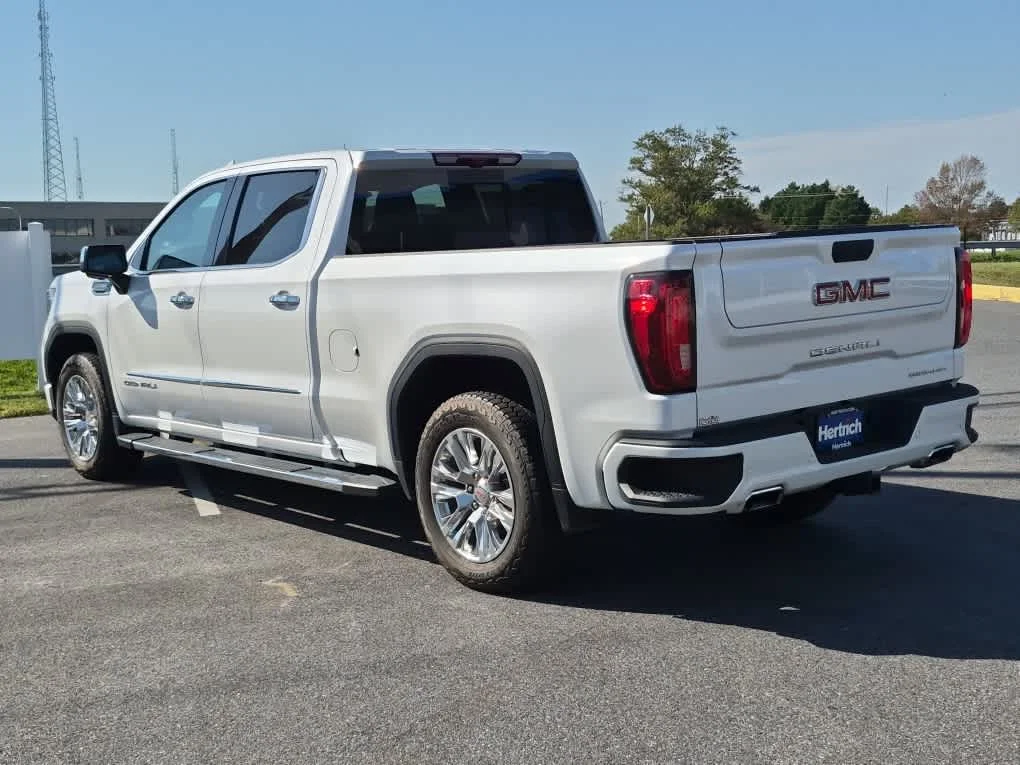 Certified Used 2024 White Frost Tricoat GMC Denali image 4