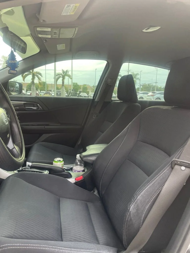 Used 2014 Alabaster Silver Metallic Honda Sport image 4