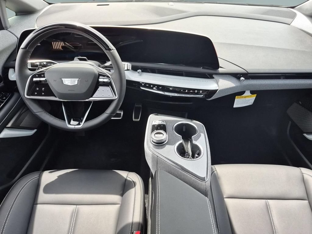 2027 Cadillac OPTIQ Luxury - Photo 19