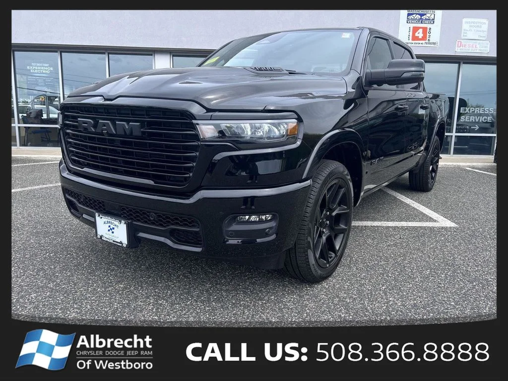2025 RAM 1500 Laramie 4x4 Crew Cab 5'7's photo
