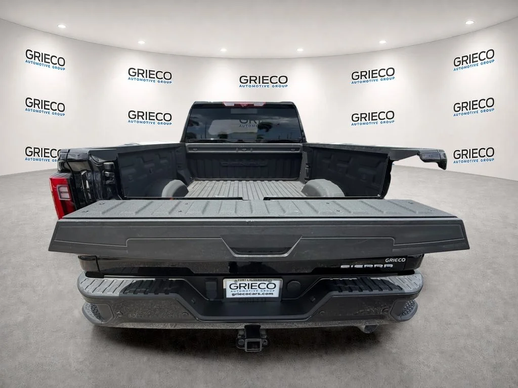 Used 2024 Onyx Black GMC Denali image 15