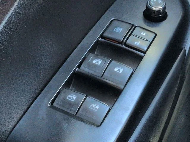 Certified Used 2018 2018 TOYOTA HIGHLANDER XLE Toyota XLE image 23
