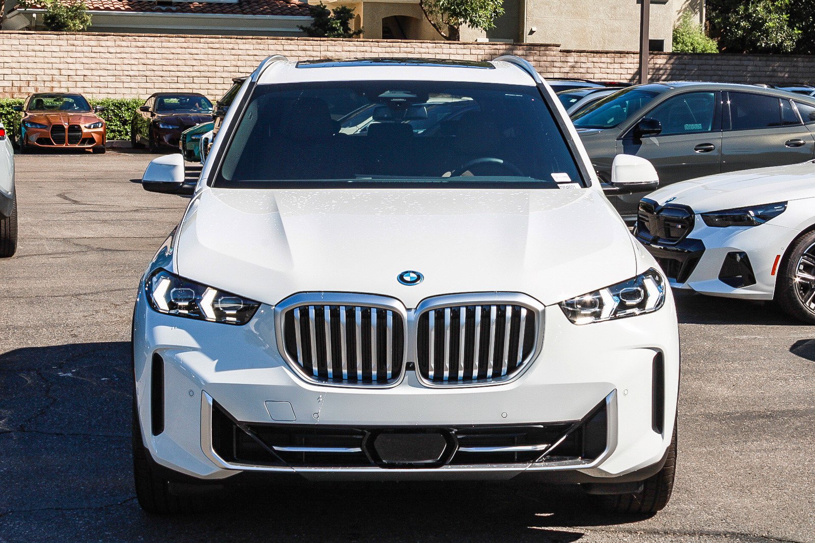 New 2026 Alpine White BMW xDrive50e image 2