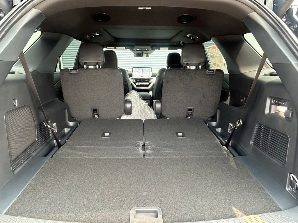 New 2026 Agate Black Metallic Ford ST image 33