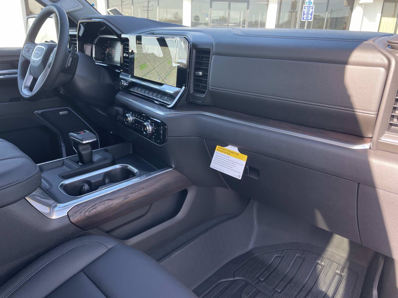 2026 GMC Sierra 1500 SLT - Photo 29