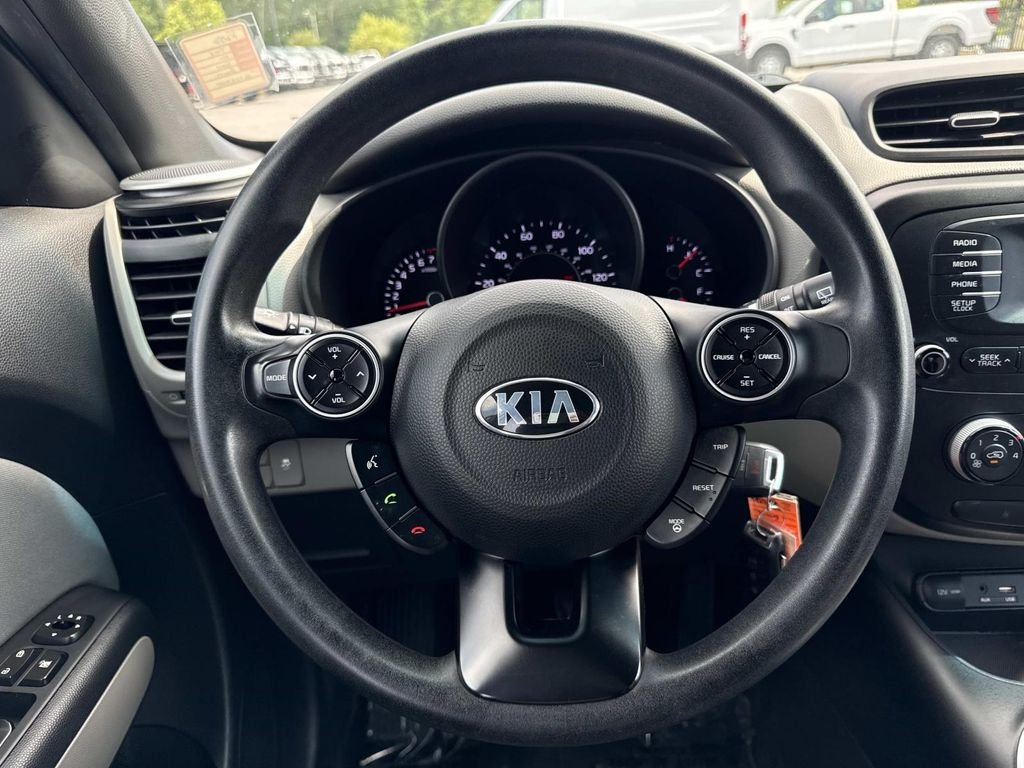 Used 2016 Gray Kia Base image 12