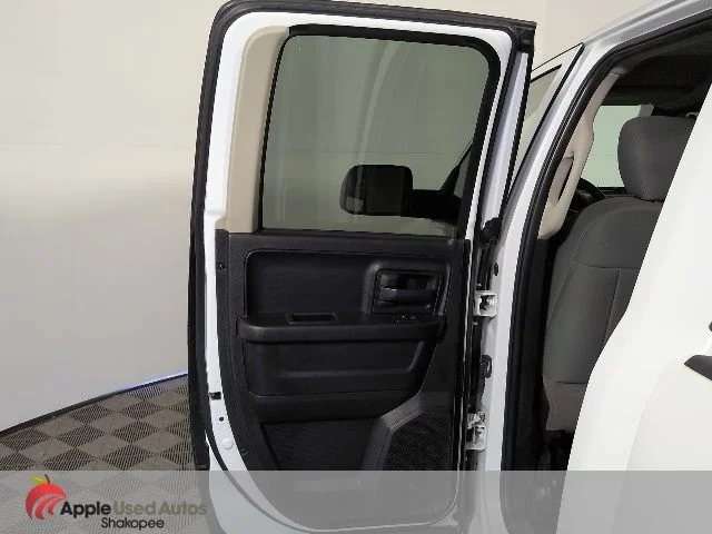 Used 2015 White Ram Tradesman image 24