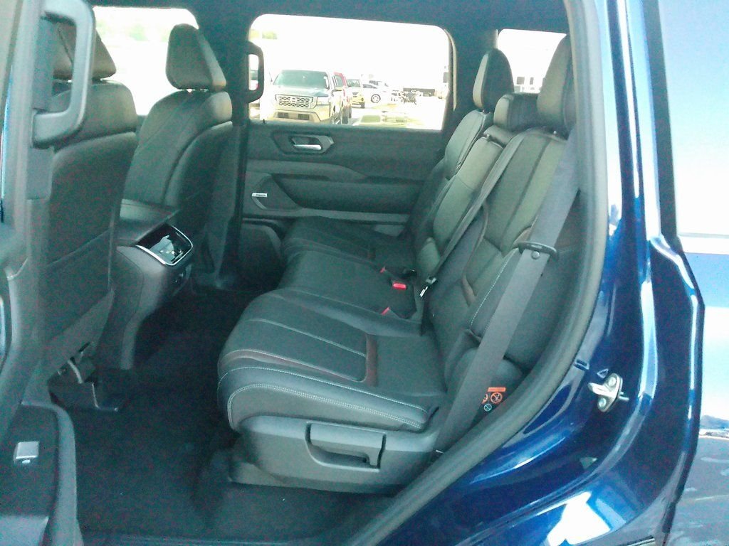 2026 Nissan Armada SL - Photo 30