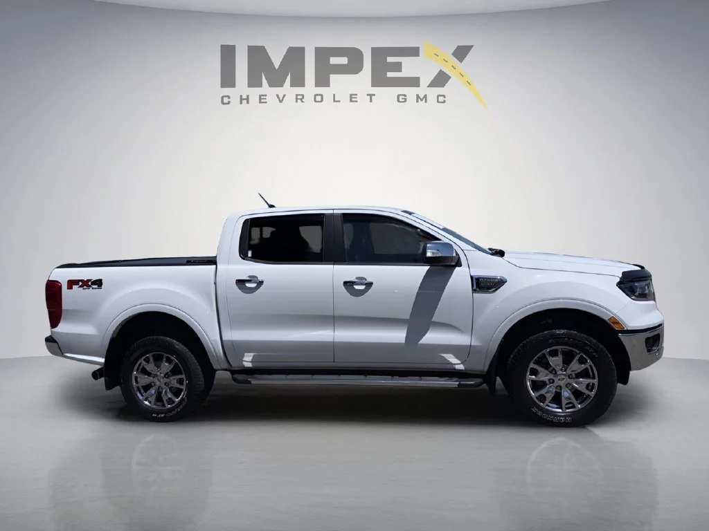 Used 2019  Ford XL image 6