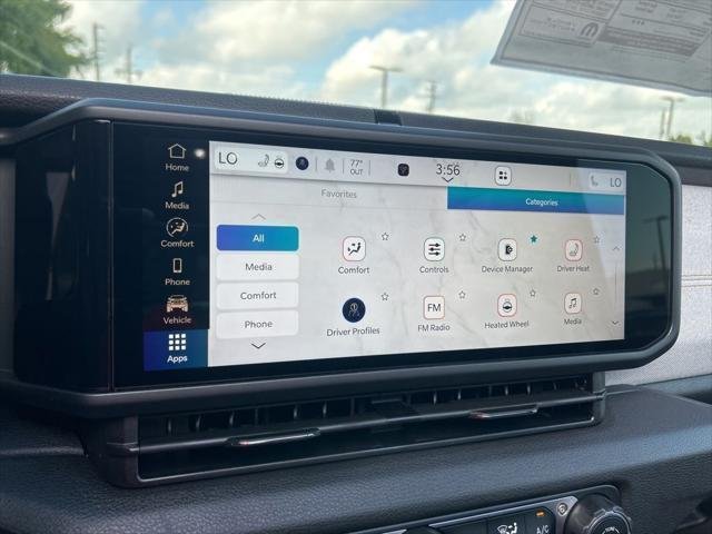 2025 Jeep Wrangler 4-Door Willys - Photo 38