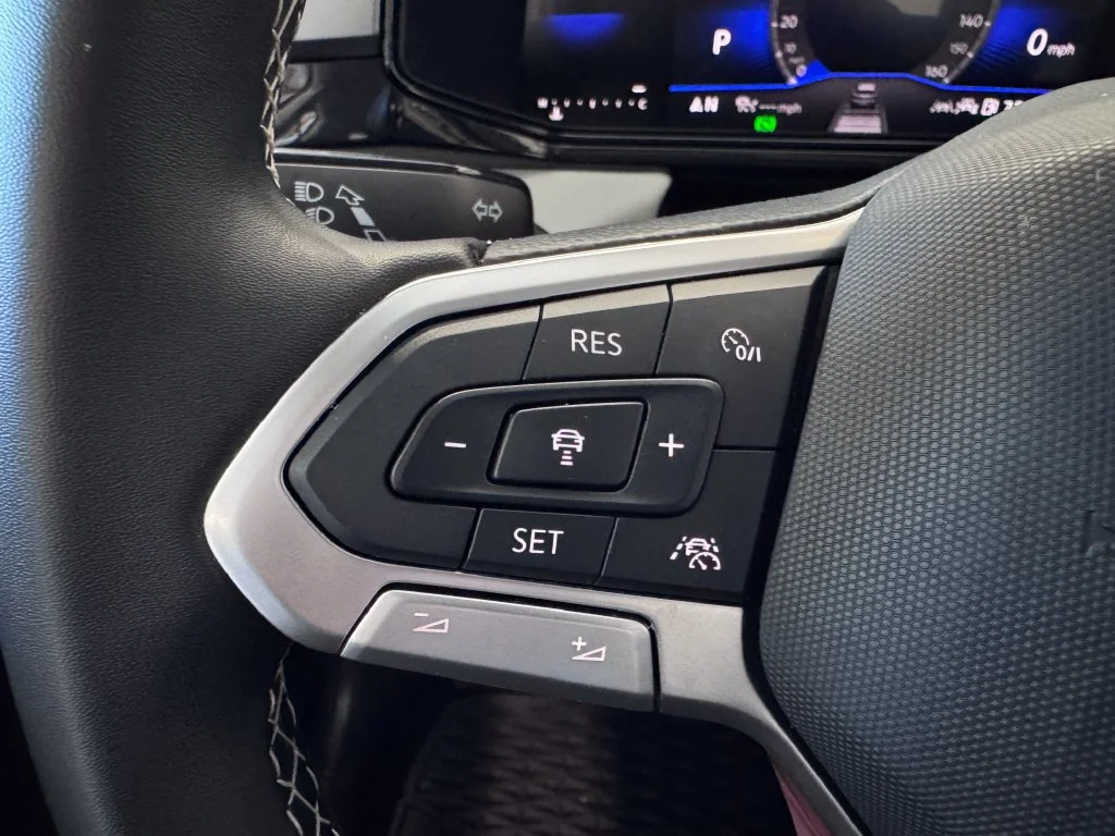 2025 Volkswagen Taos S - Photo 14