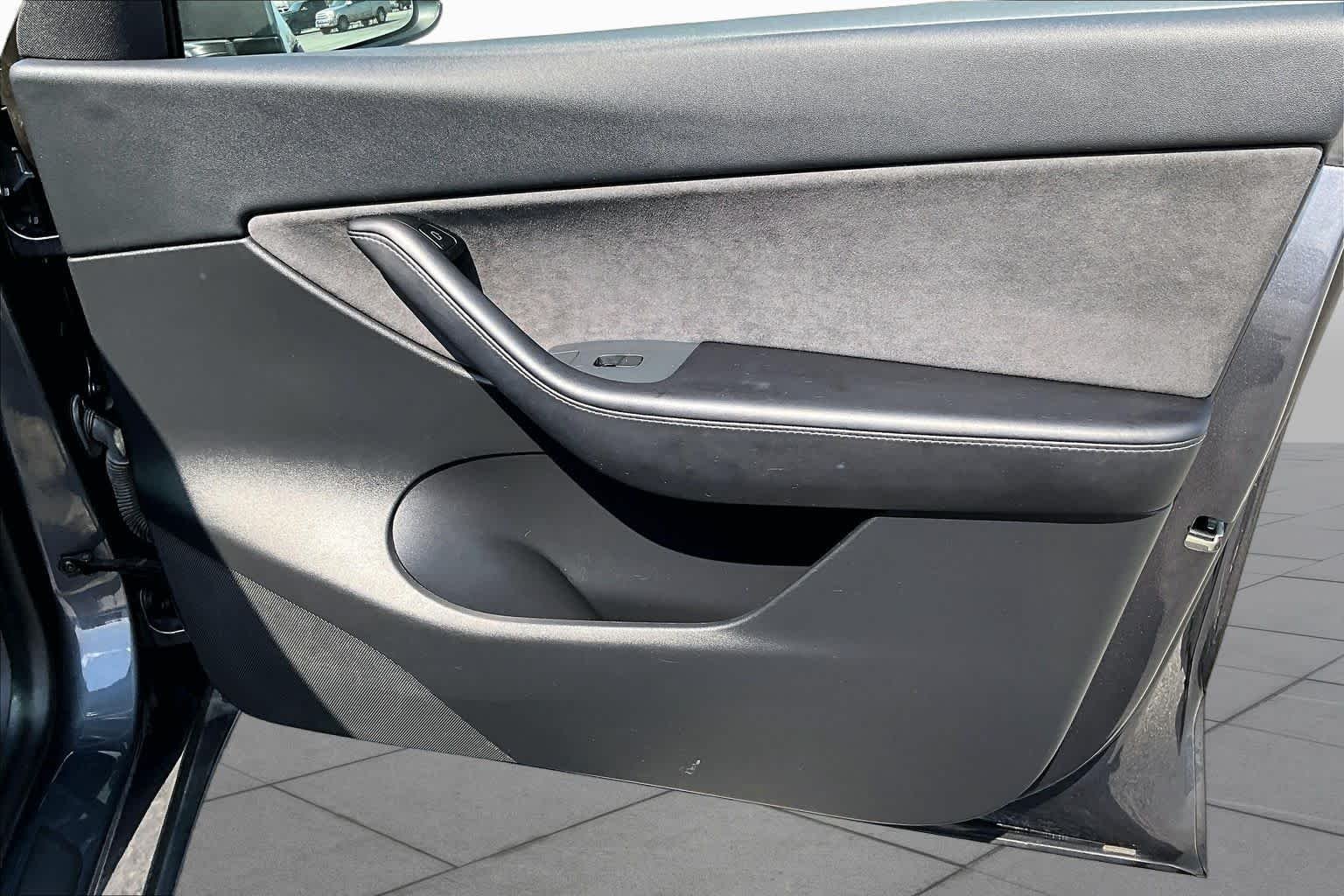 Used 2021 Midnight Silver Metallic Tesla Long Range image 20