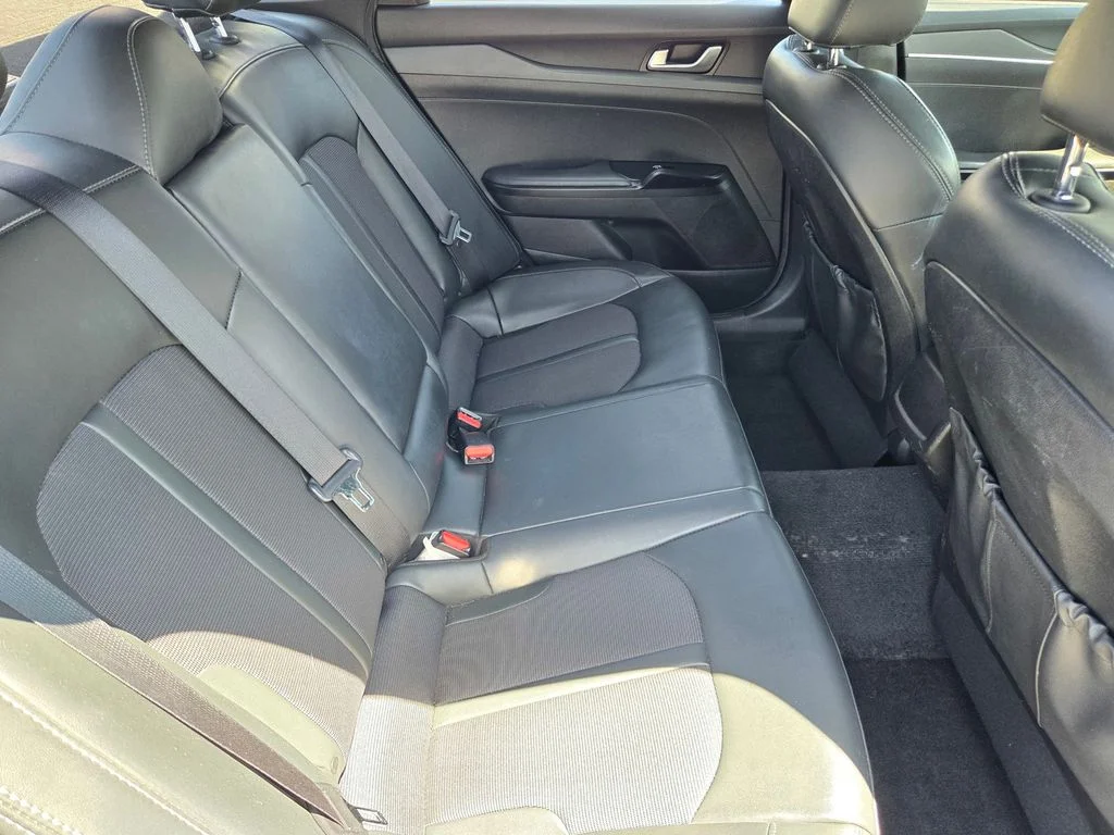 Used 2022 Ebony Black Kia GT-Line image 11