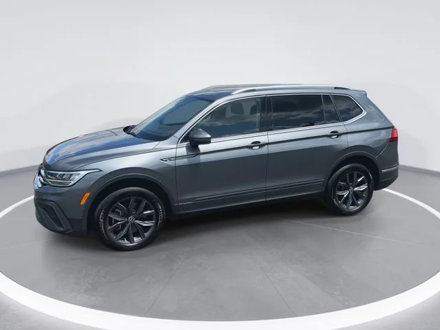 Used 2023 Platinum Gray Metallic Volkswagen 2.0T SE image 6