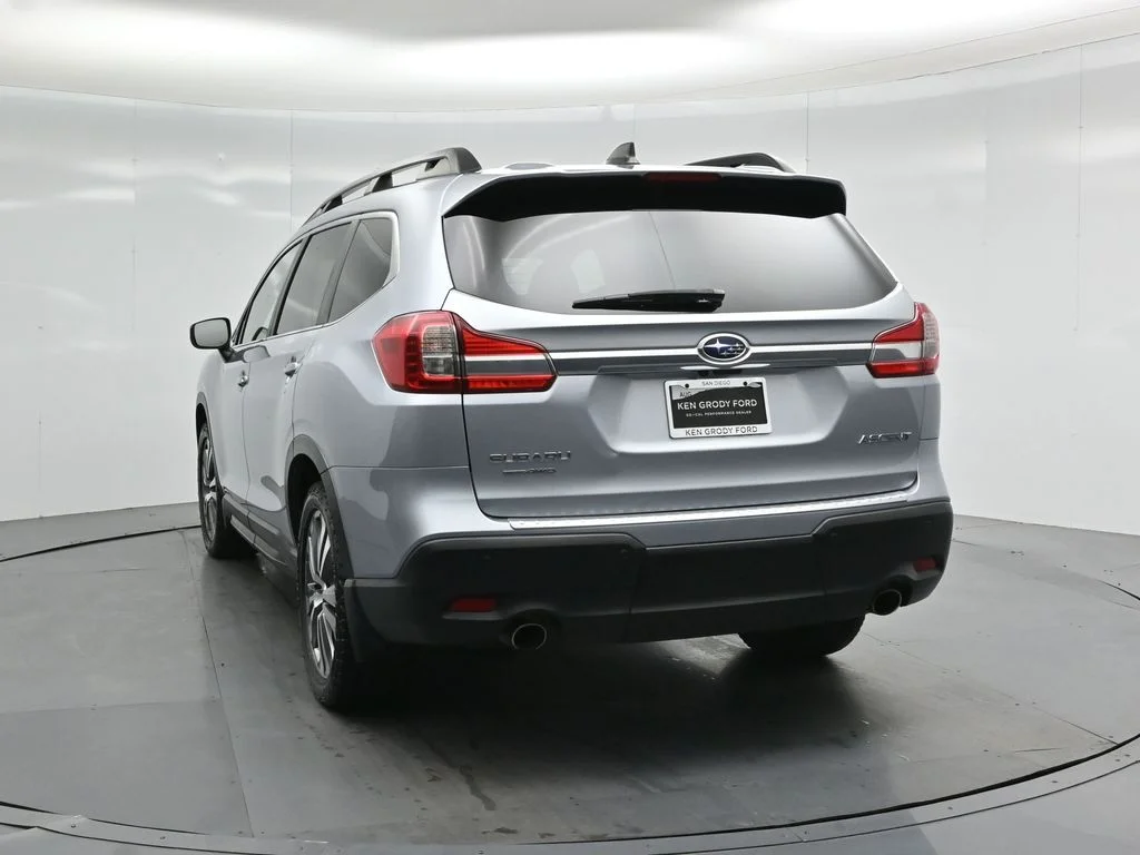 Used 2019 Silver Subaru Premium image 22