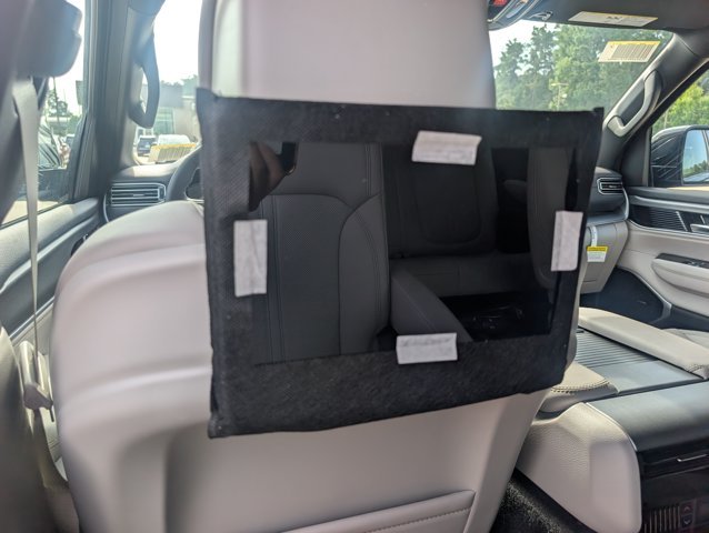 New 2026 High Gloss Black Exterior Paint Jeep Limited Altitude image 13