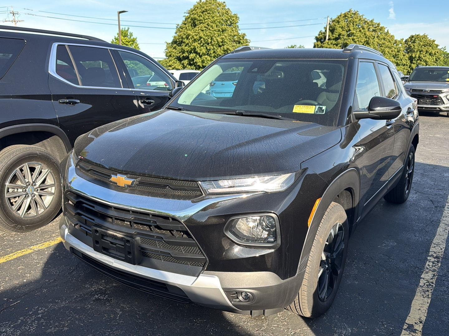 Used 2023 Mosaic Black Metallic Chevrolet LT image 5