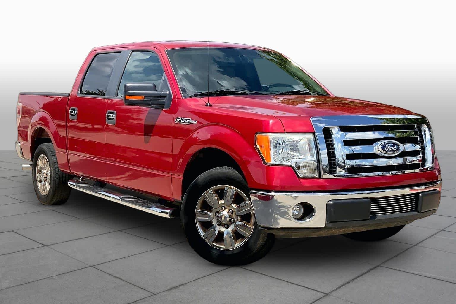 Used 2009 Oxford White Ford XLT image 2