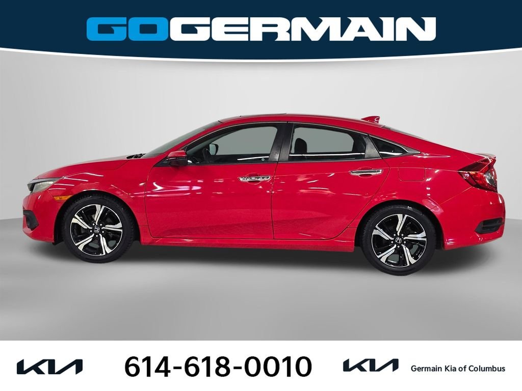 Used 2016  Honda Touring image 11