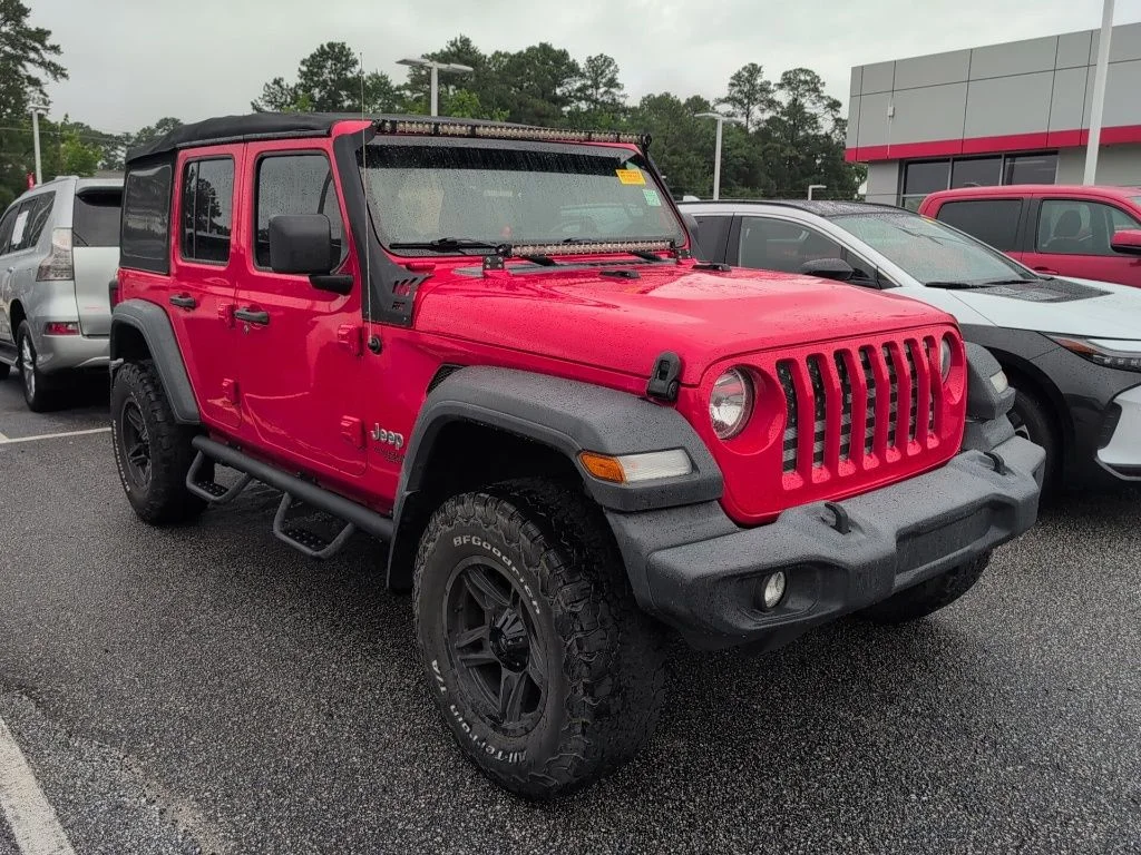 2020 Jeep Wrangler Sport S's photo