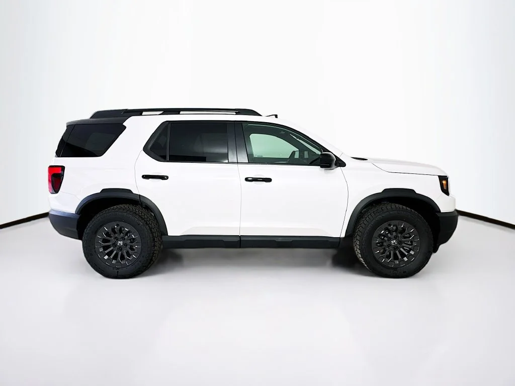 New 2026 Platinum White Pearl Honda TrailSport image 9