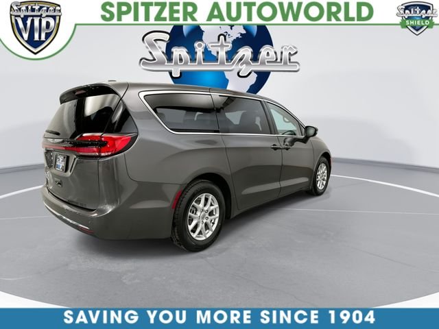 Used 2023 Gray Chrysler Touring L image 11