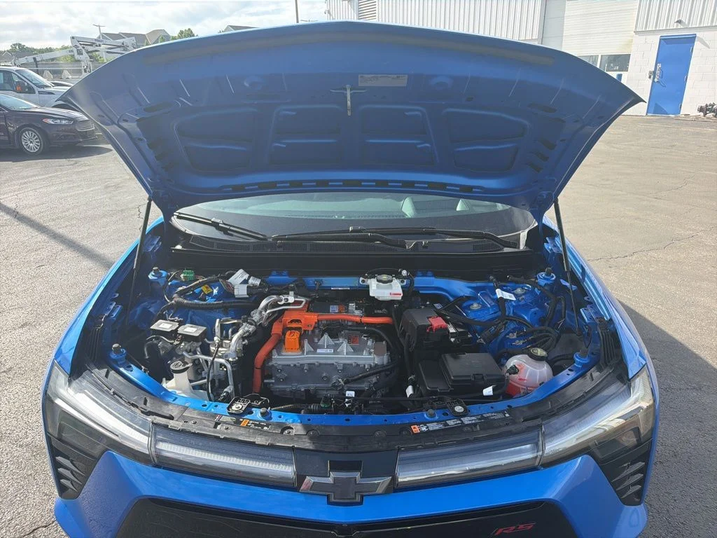 Used 2025 Blue Chevrolet RS image 33
