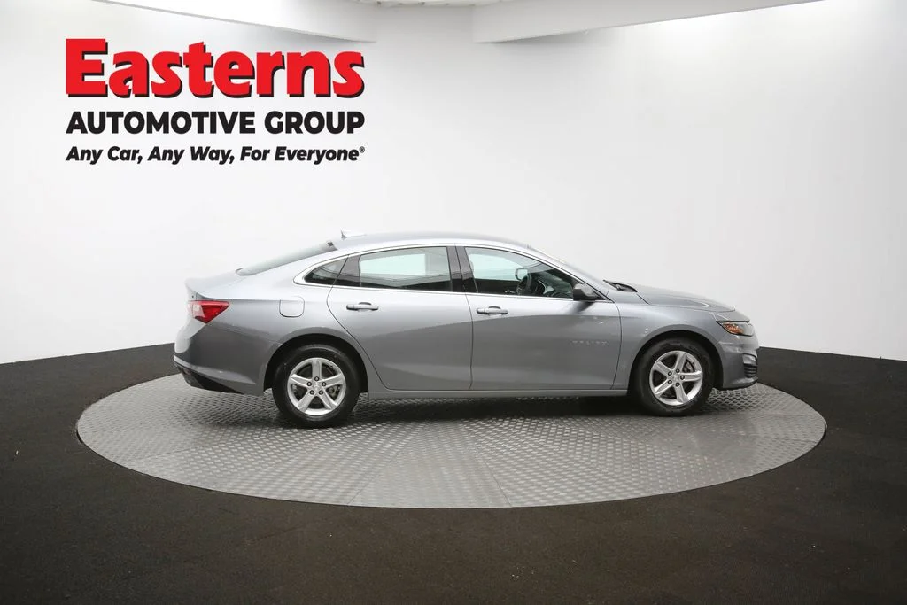 Used 2023 Gray Chevrolet LT image 43