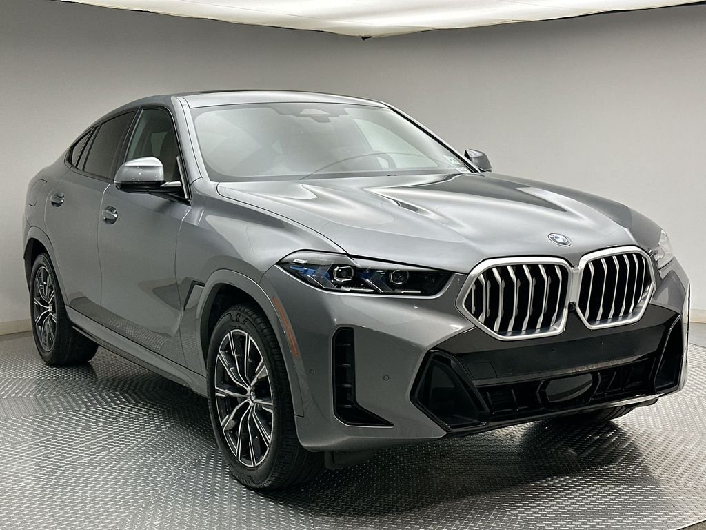 Used 2024 Gray Metallic BMW xDrive40i image 15