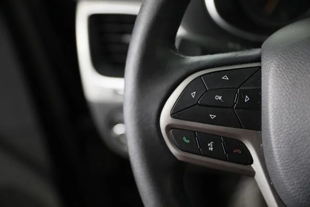 Used 2019 Black Jeep Latitude Plus image 4