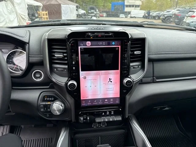 New 2026 Diamond Black Crystal Pearl-Coat Exterior Paint RAM Laramie image 21