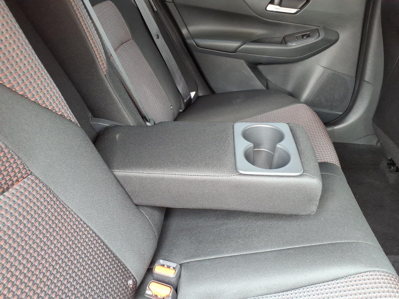 Used 2026 Aspen White Tricoat/Super Black Nissan SR image 26