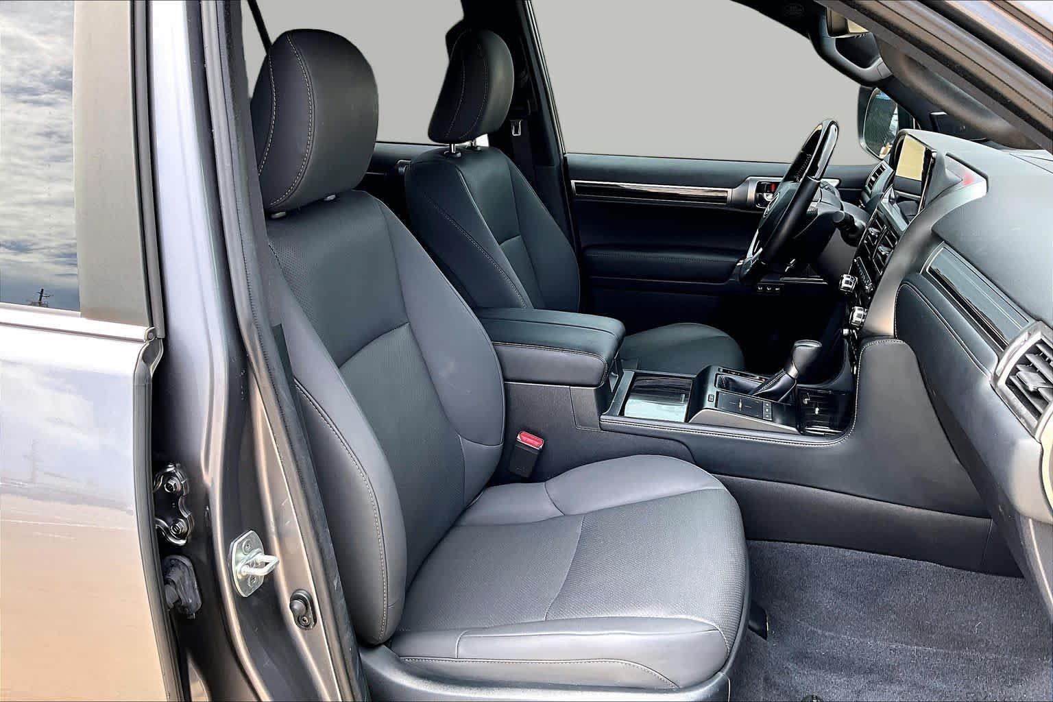 Used 2023 Nebula Gray Pearl Lexus Premium image 9