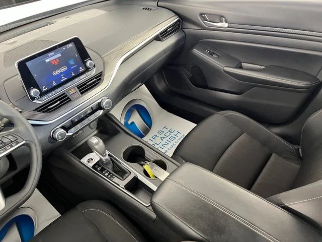 Used 2025  Nissan 2.5 SV image 27