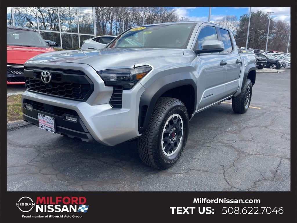 2025 Toyota Tacoma SR5