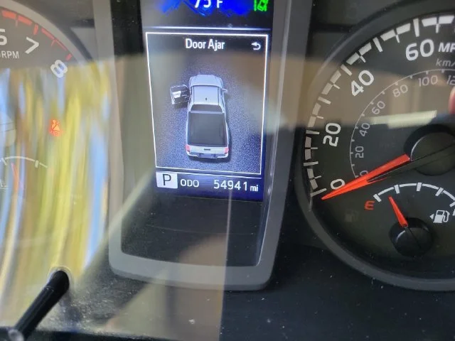 Used 2022 White Toyota SR image 28