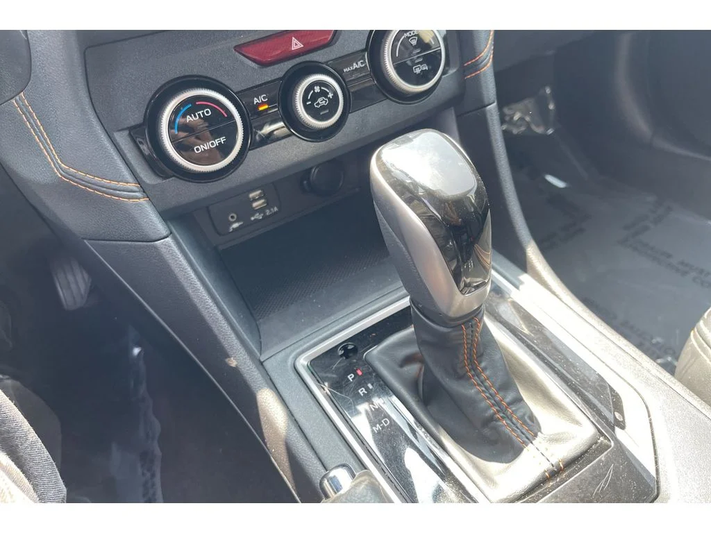 Used 2023 CRYSTAL WHITE PEARL Subaru Limited image 30