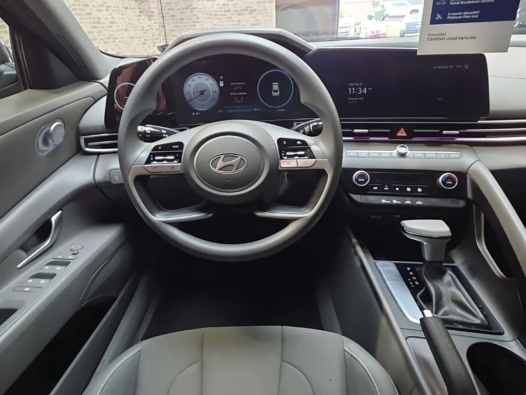 Used 2024 Amazon Gray Hyundai SEL image 13