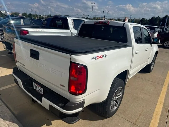 Used 2022 White Chevrolet Work Truck image 6