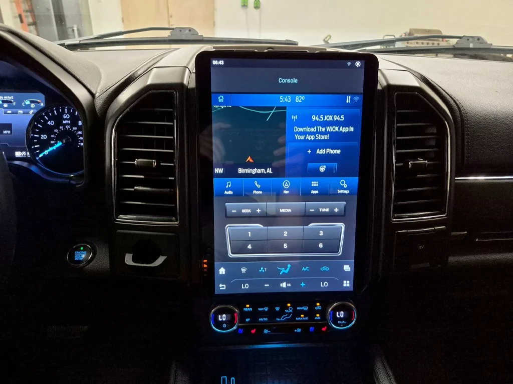 Used 2021 Magnetic Ford Limited image 34