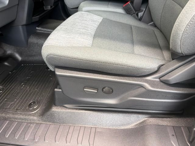 New 2027 Carbonized Gray Metallic Ford F-250® XLT image 18