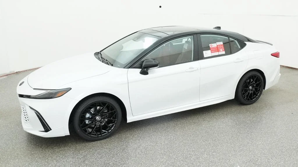 New 2026 Wind Chill Pearl with Midnight Black Metallic roof Toyota XSE image 13