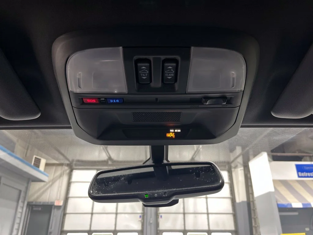 Used 2022 Crystal Black Silica Subaru Limited image 27