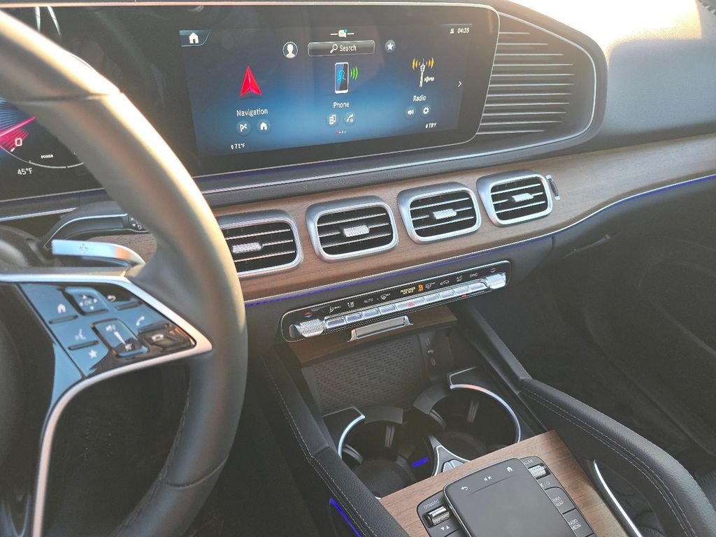 2025 Mercedes-Benz GLE GLE450 - Photo 30