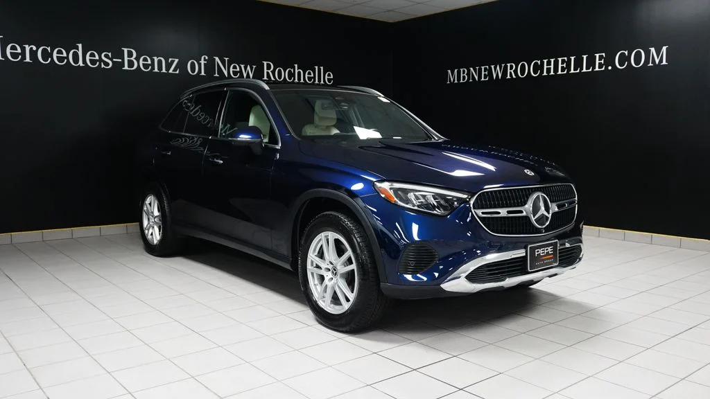 Certified Used 2023 Blue Mercedes-Benz GLC 300 image 3
