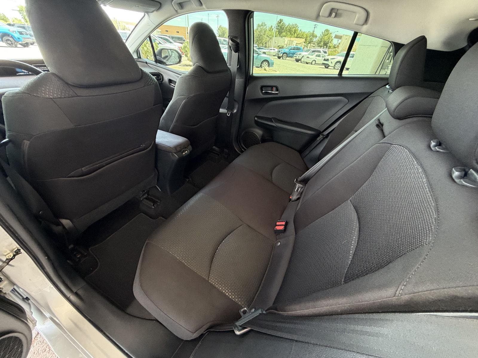 Used 2022 Classic Silver Metallic Toyota LE image 17